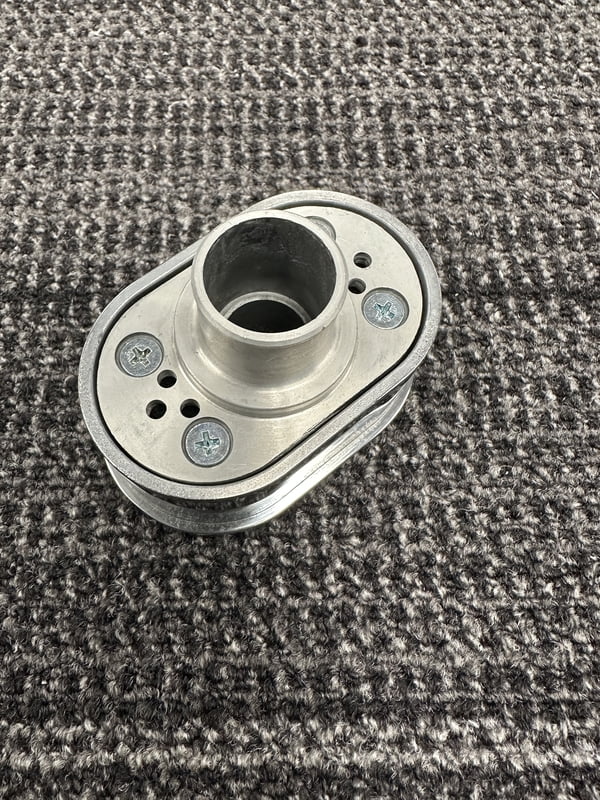 Push-In Breather, Finned Aluminum, Polished, Oval, with 1" Neck