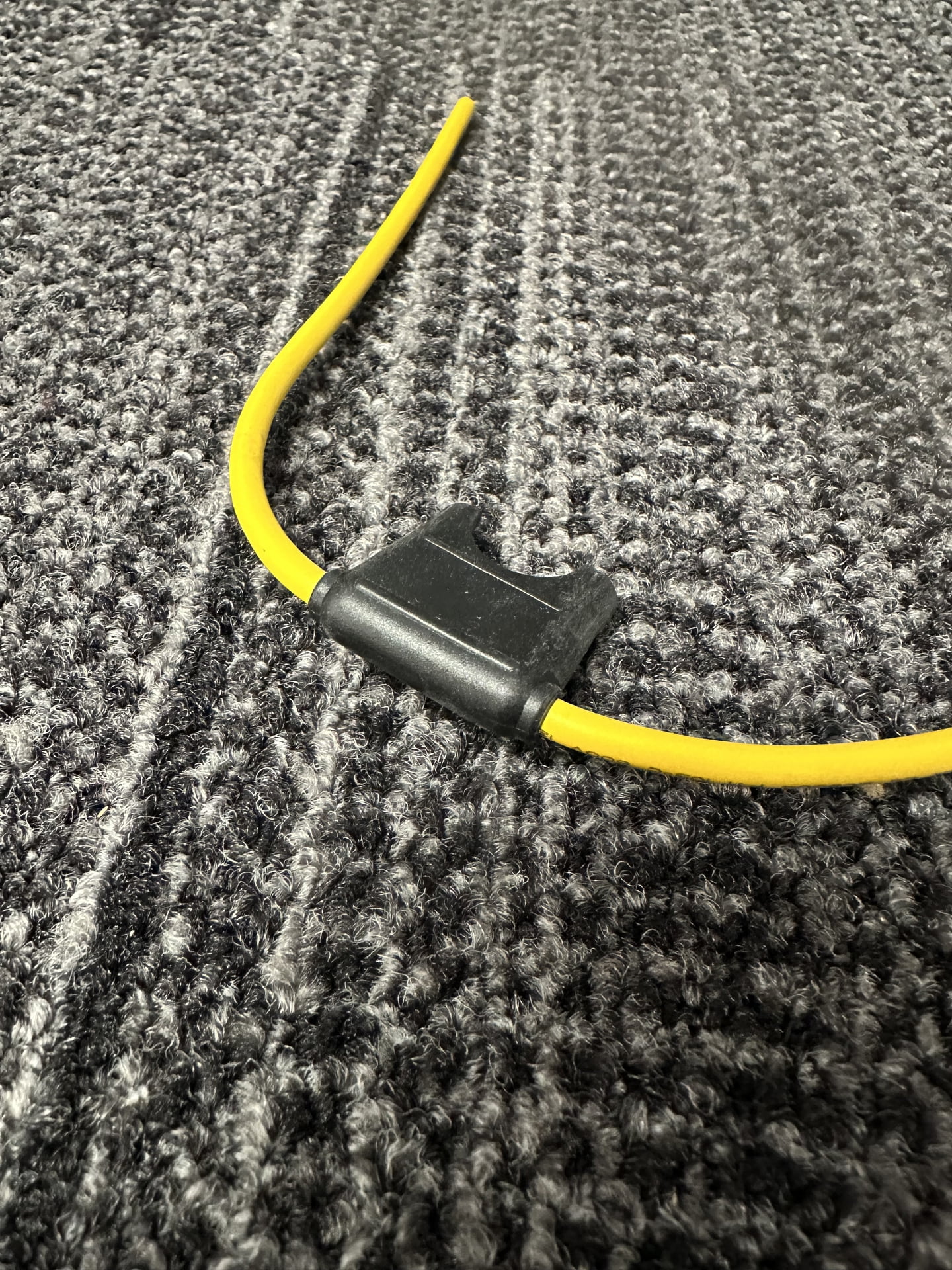 RED, Fuse Holder, Blade Style In Line, 600 Volt Wire, 12 Gauge ATC and